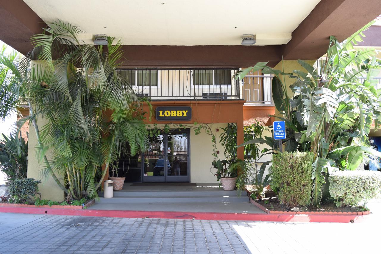 Budget Inn La Puente Exteriör bild
